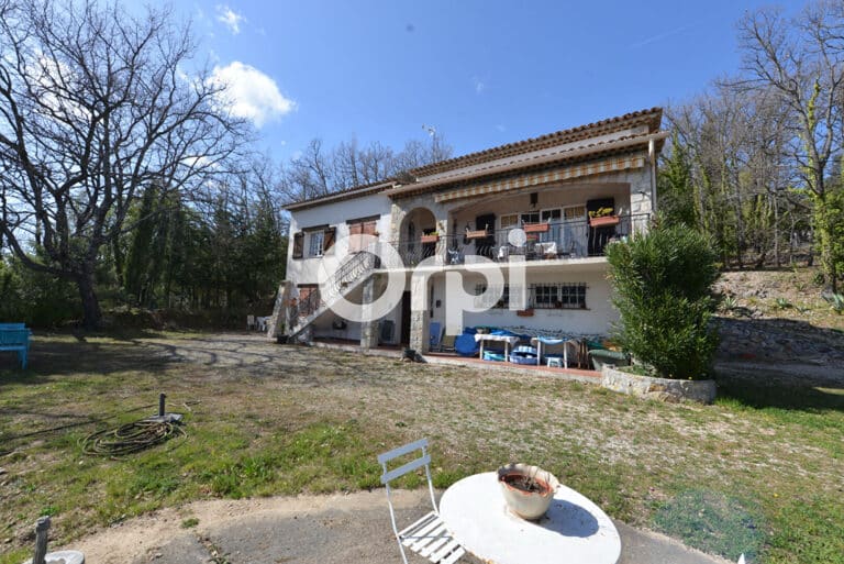 Vende Maison à vendre 5 pièces • 188 m2