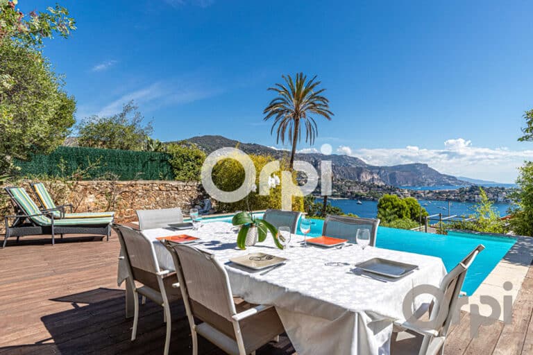 Vende Villa à vendre 7 pièces • 160 m2