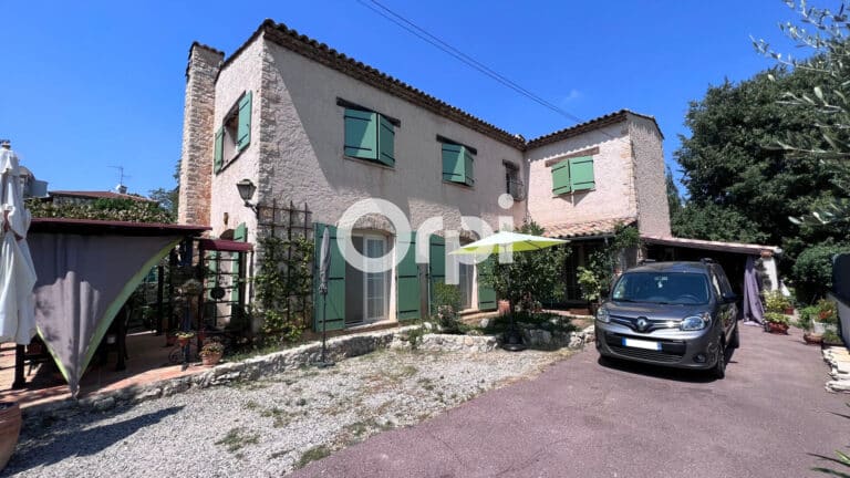 Vende Maison à vendre 7 pièces • 157 m2